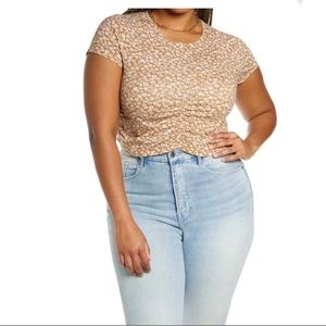 Mushroom and Clover Print Rusched Tshirt